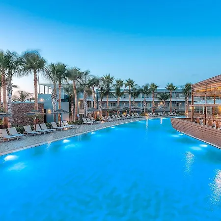 Hotel Blue Lagoon