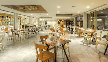 Blue Lagoon Marmári