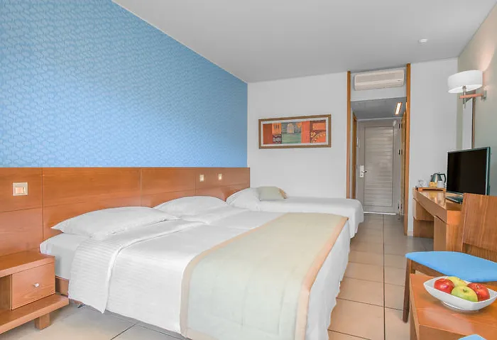 Blue Lagoon Hotell 5*