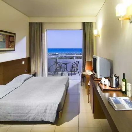 Blue Lagoon Ξενοδοχείο 5*