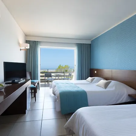 Blue Lagoon Otel 5*