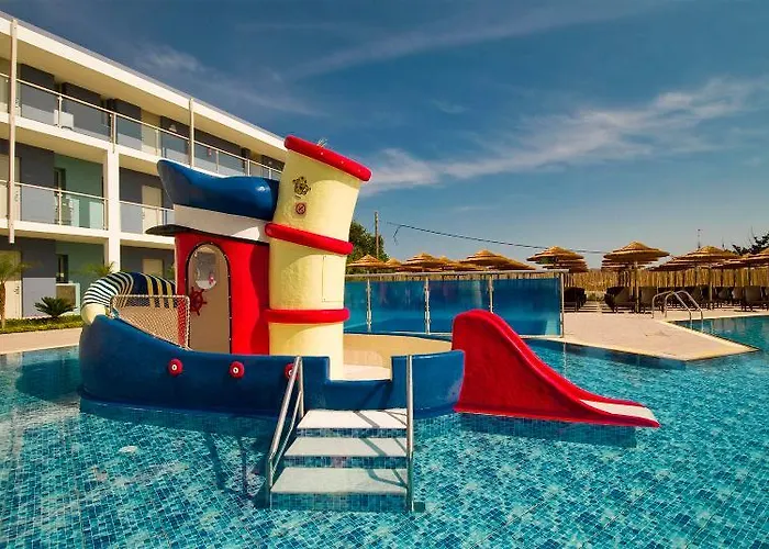 Blue Lagoon Hotel 5*